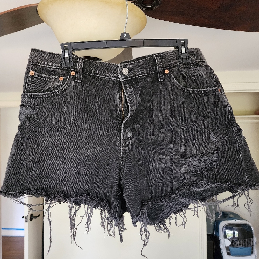 GAP 4" High Rise Stride Denim Shorts